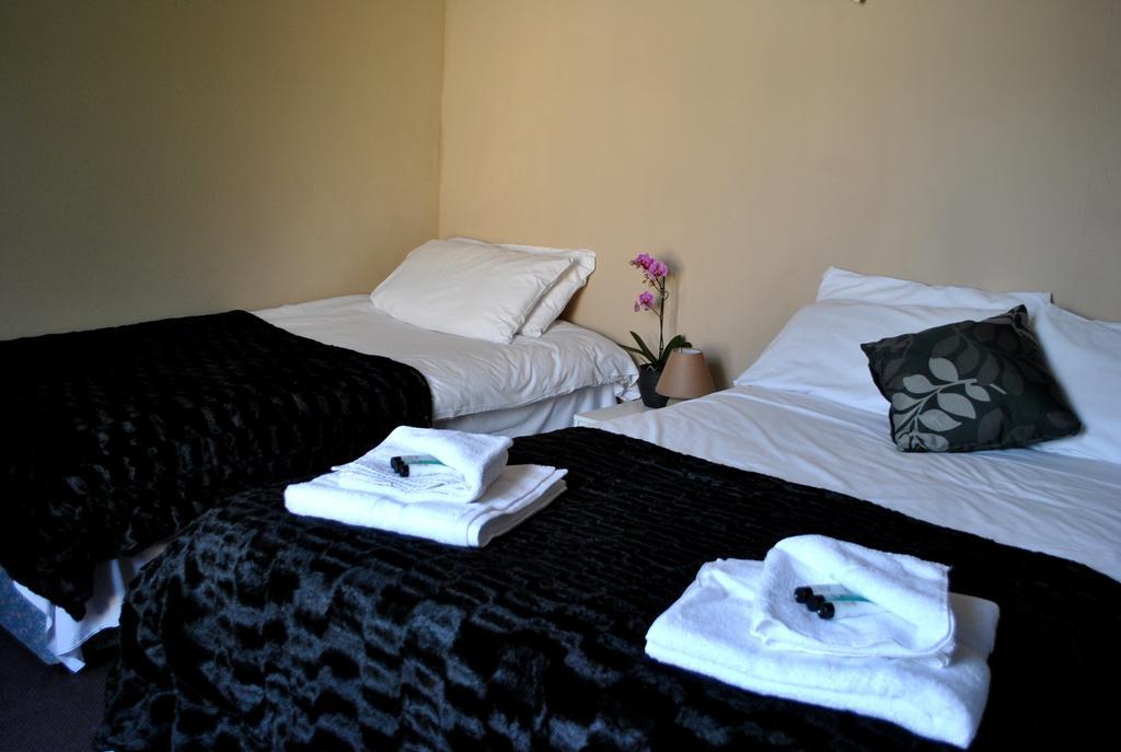 Amber Guesthouse Derby Oda fotoğraf