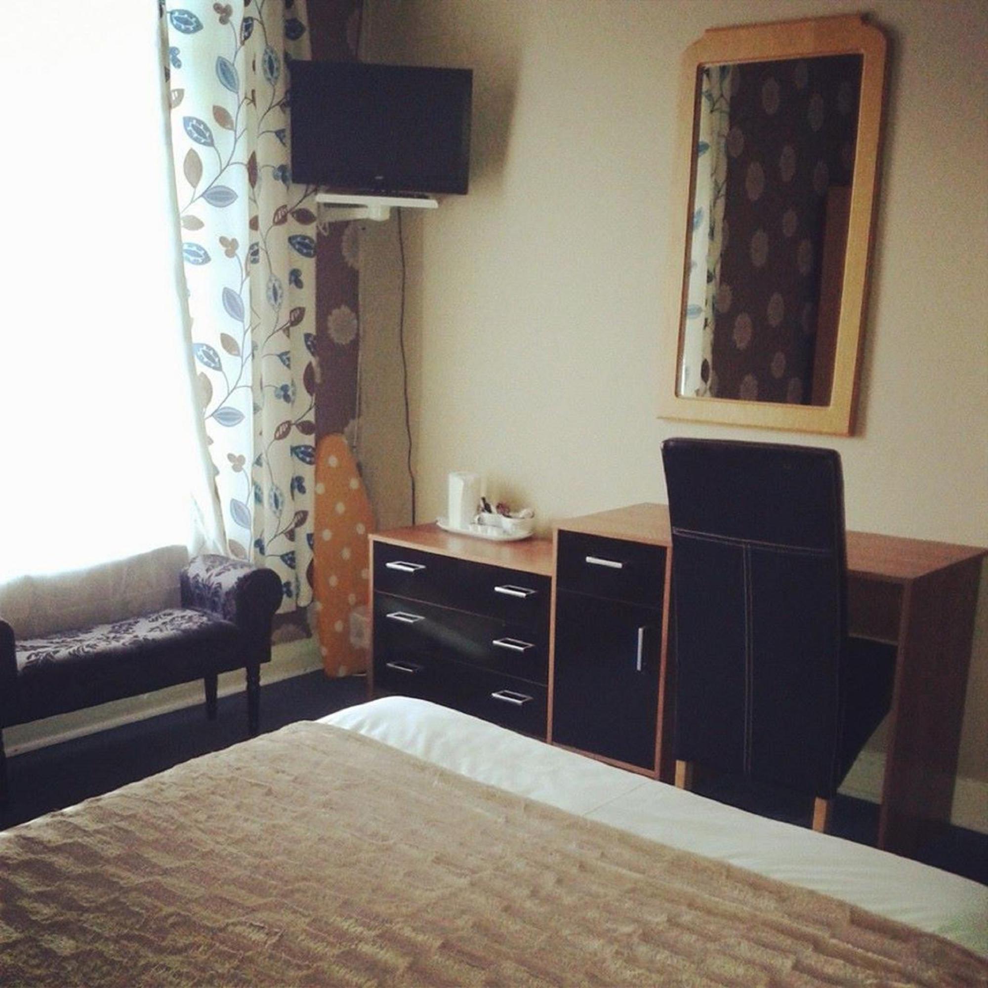 Amber Guesthouse Derby Oda fotoğraf